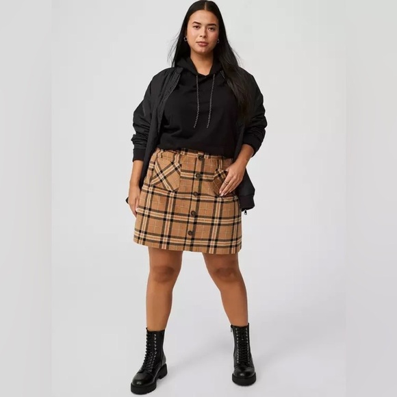 Torrid Brown Mini Corduroy Button-Front Skirt Plus Size 4X/26W | Fall Plaid - Picture 3 of 9